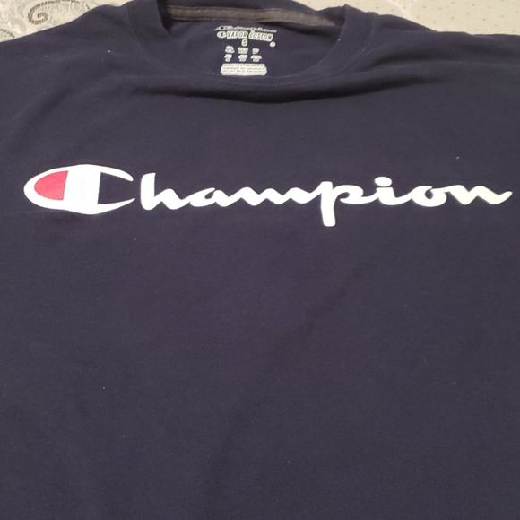 Champion - Picture 3 of 4